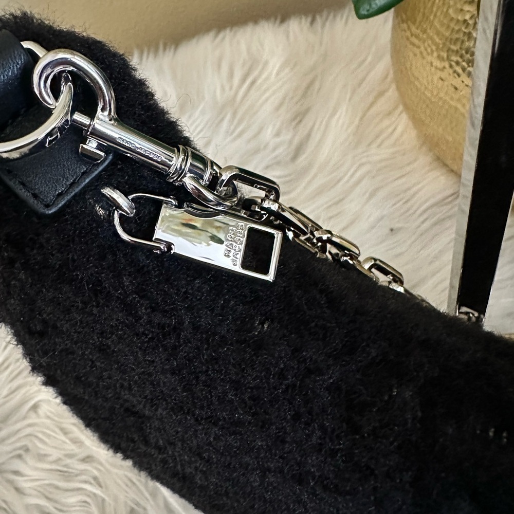 New Marc Jacobs THE TEDDY CURVE BAG - Picture 9 of 14
